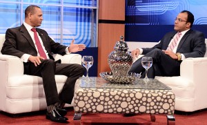 Francisco Mosquea entrevistado por Salvador Holguín.