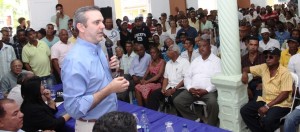 Abinader habla en actividad en Monte Plata.