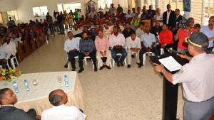 El jefe de la Policía habla en actividad en Pantoja.