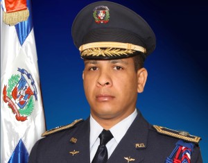 coronel Huascar D. González Payano, director del CECCOM.