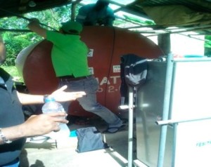 Combustibles incautados por las autoridades de Defensa.