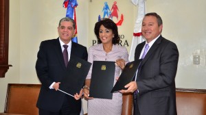 Carlos Amarante Baret, Cándida Montilla de Medina y Luis Gutiérrez Mateo.