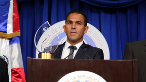 Víctor Estrella, tenista,