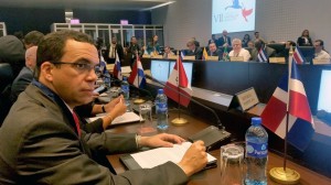 Andrés Navarro durante participación en la Cumbre de las Américas.