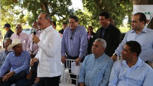 Danilo Medina habla en visita sorpresa a Puerto Plata.