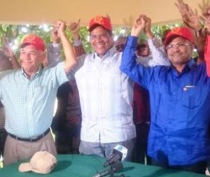 Santiago Caba, Héctor Rodríguez Pimentel y Bernardo Alemán.