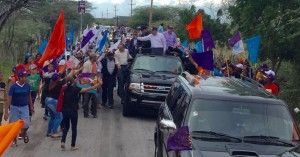 El presidente Danilo Medina en uno de sus recorridos.