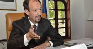 José Gómez, embajador de Francia.