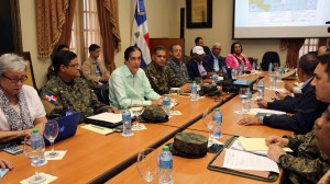 Gustavo Montalvo encabeza reunión con organismos de socorro en el Palacio Nacional.