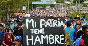 Los venezolanos se mantienen divididos ante el Gobierno de Maduro.