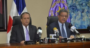 Reinaldo Pared Pérez y Leonel Fernández.