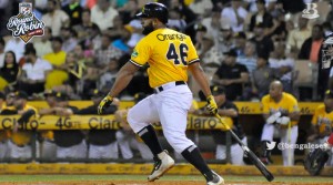 Zoilo Almonte, pelotero de las Águilas.