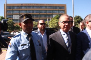 Ángel Rondón a su llegada a la Procuraduría