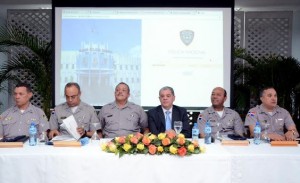 Ministro de Interior dice seguirán acciones para separar a malos policías