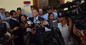 José Ramón Peralta habla en el Palacio de Justicia sobre el caso con Leonardo Faña.