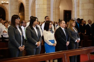 Maria Jiménez encabeza misa en la Catedral.