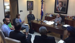 Miembros de la Marcha Verde reunidos con el director de la Policía.