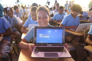 Estudiantes entusiasmados con la República Digital.