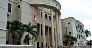 Palacio de Justicia de La Vega.