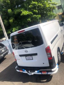 Camioneta en que viajaba el civil muerto.