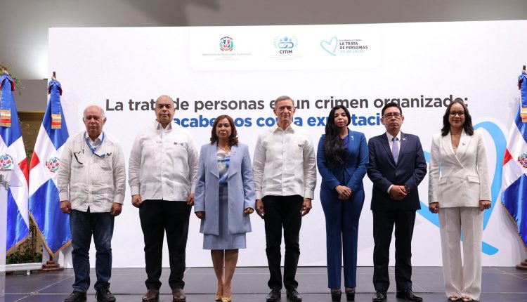 Autoridades de Relaciones y Procuraduría ratifican lucha contra trata de personas.
