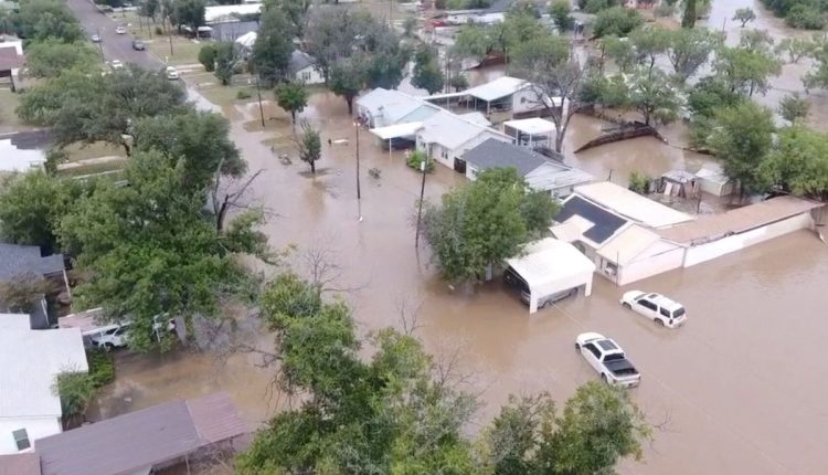 Autoridades siguen con la búsqueda de desaparecidos.