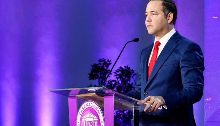 Johnny Pujols, secretario general del PLD.