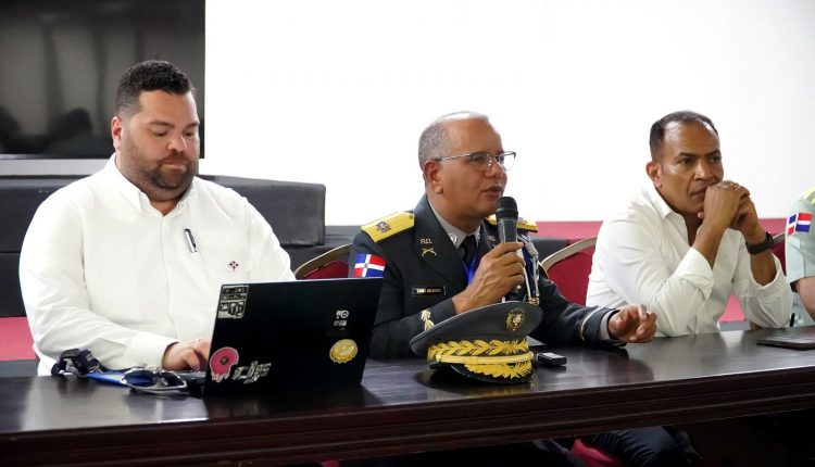 Reunión de Digesett con transportistas de Santiago.