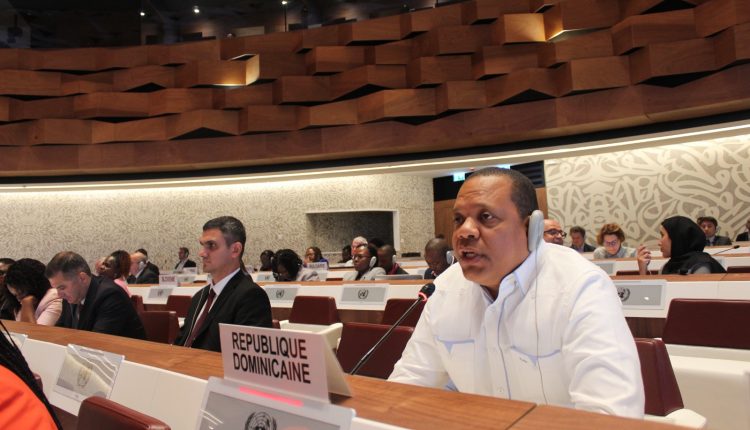 Eddy Alcántara habla en la 9na. Conferencia sobre Competencia y Protección al Consumidor en UNCTAD-ONU, en Ginebra, Suiza.