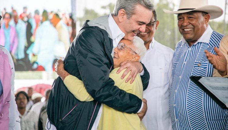 Luis Abinader hará recorrido por Montecristi.