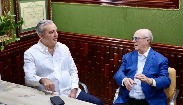 Reunión de Abinader e Hipólito Mejía.