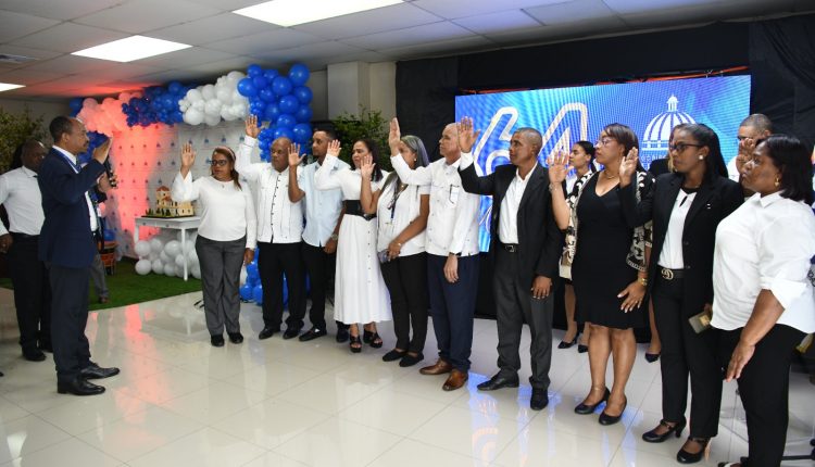Juramento de miembros de la Asociación de Empleados Públicos de INAVI.