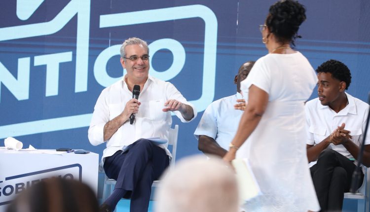 Luis Abinader encabeza Gobierno Contigo en Guerra.