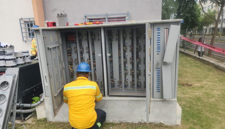 Detección de conexión ilegal en Ciudad Juan Bosch.