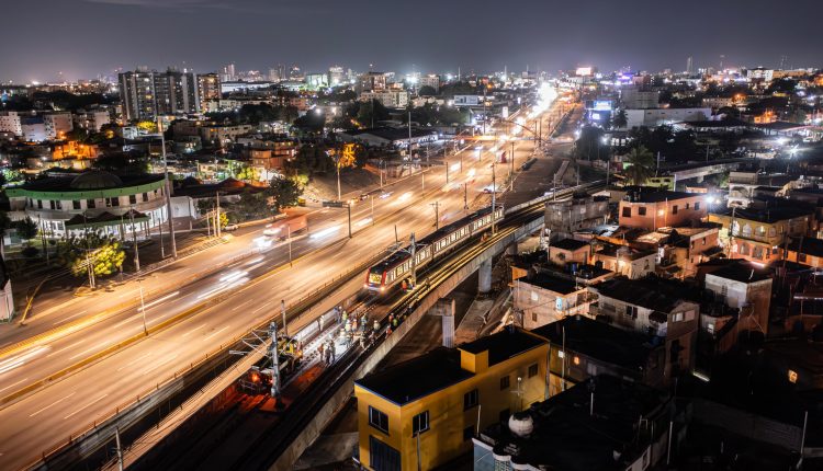 Prueba en la línea del Metro de Los Alcarrizos.