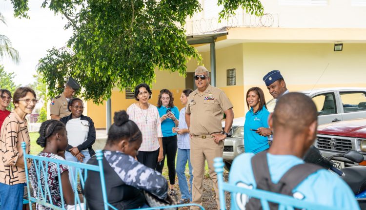 Lee Ballester realiza supervisión en hospital de San Pedro de Macorís.