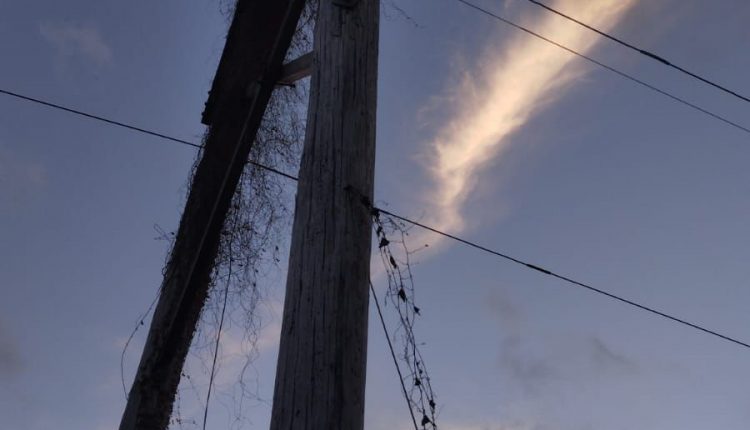 Incendio afectó el servicio energético en zonas de Barahona.