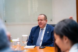 Magín Díaz, ministro de Hacienda.