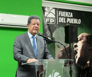 Leonel Fernández encabezó actividad política en Nueva York.