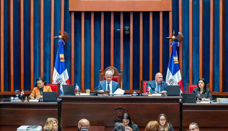 Senado aprueba Código de Trabajo sin modificación en la Cesantía.