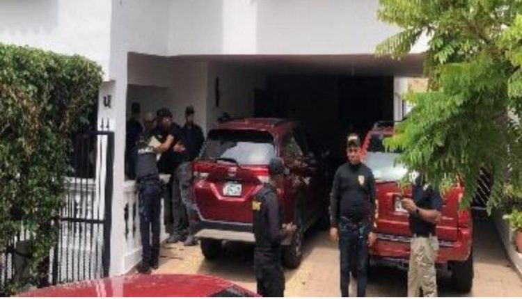 En esta vivienda se produjo el hecho con la muerte de la mujer.