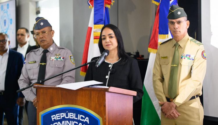Faride Raful ofrece detalles de la reunión sobre el plan de seguridad.