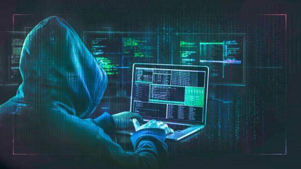 Varios detenidos por fraude electrónico.