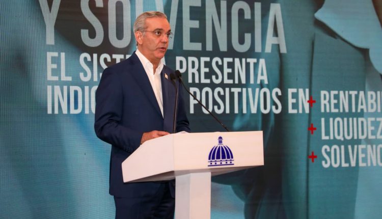 Luis Abinader habla del sector fiananciero en La Semanal.