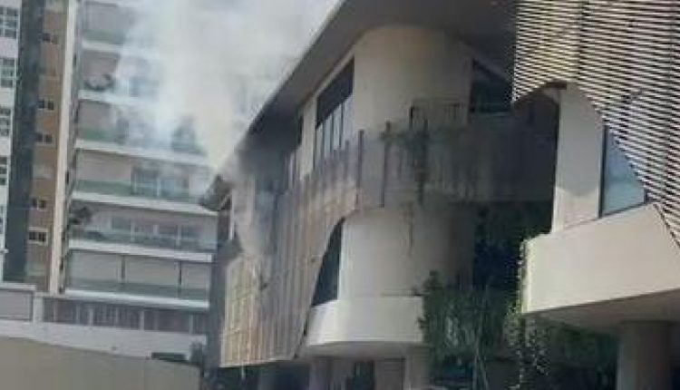 El incendio en tienda en ensanche Naco.