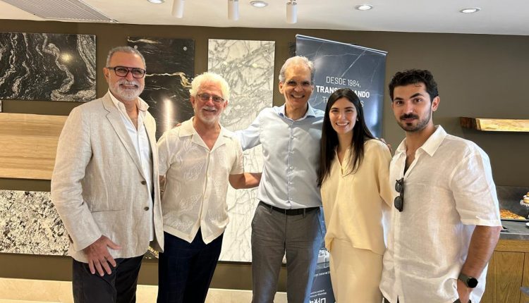 Eduardo Aguiló, José Antonio Cunillera, Pedro Haché, Blanca Aguiló y Pablo Aguiló.