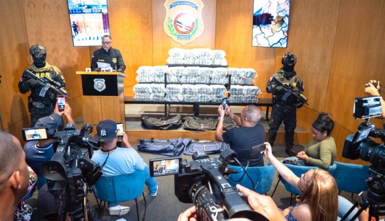 Droga incautada en operativo en puerto Caucedo.