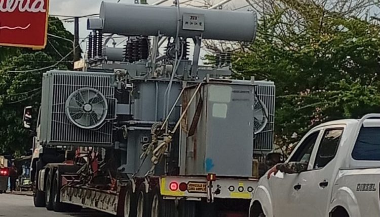 Transformador trasladado a Miches por Edeeste.