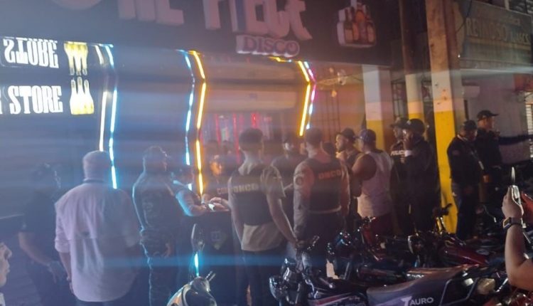 Operativo de la Policía y del Ministerio Público en la provincia Sánchez Ramírez.