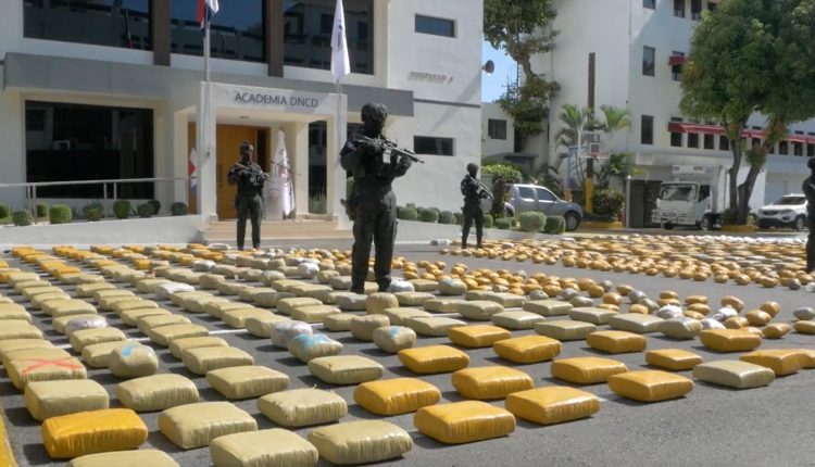 Uno de los cargamentos incautados por la DNCD.